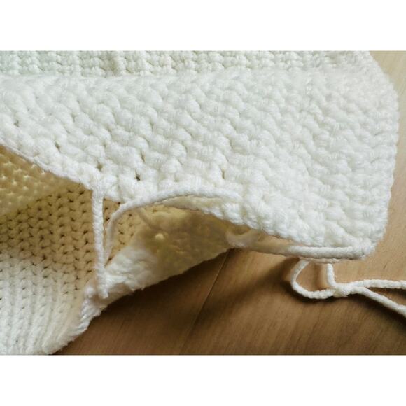 Vintage Hand Knit Apron Sweater in White Side Lace Cottage Romantic Hand Made - Picture 5 of 6